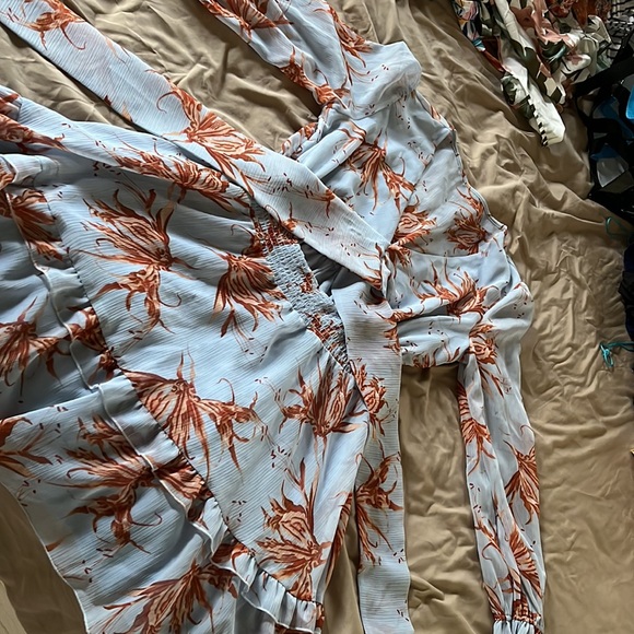 Spring Summer Mini Dress - Picture 2 of 3